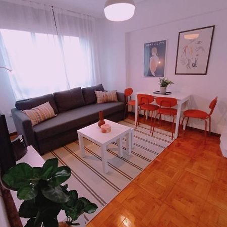 Apartamento Maura 2 Dormitorios โอเบียโด ภายนอก รูปภาพ