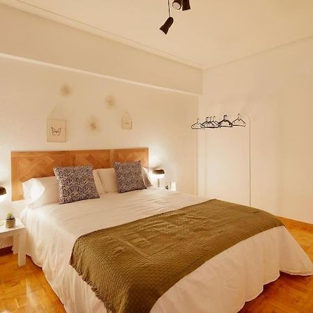 Apartamento Maura 2 Dormitorios โอเบียโด ภายนอก รูปภาพ