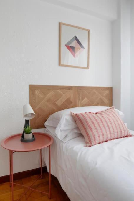 Apartamento Maura 2 Dormitorios โอเบียโด ภายนอก รูปภาพ